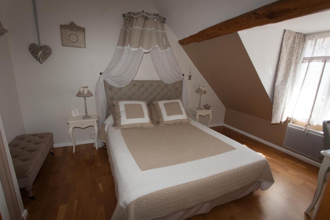 Les Jarrieres Bed & Breakfast Dame-Marie-les-Bois Dış mekan fotoğraf