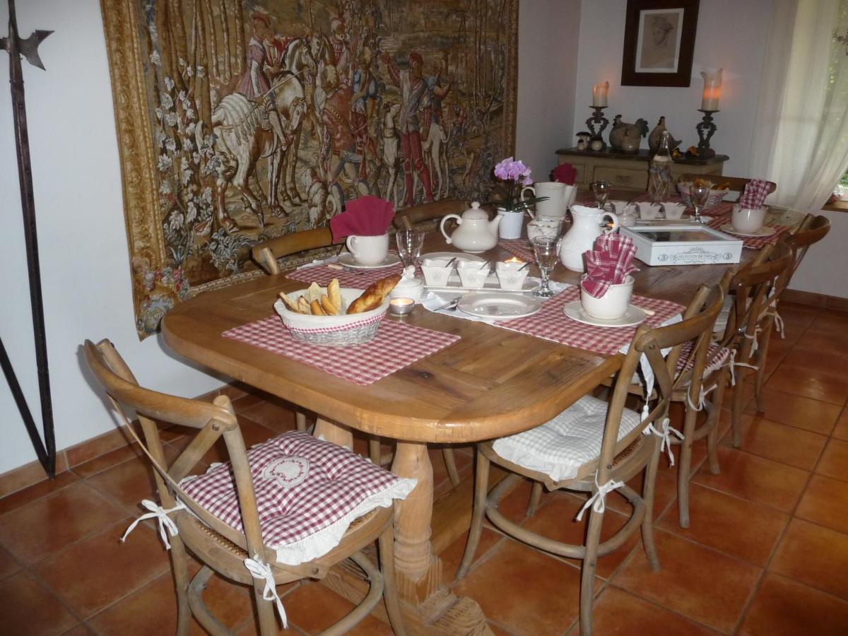 Les Jarrieres Bed & Breakfast Dame-Marie-les-Bois Dış mekan fotoğraf