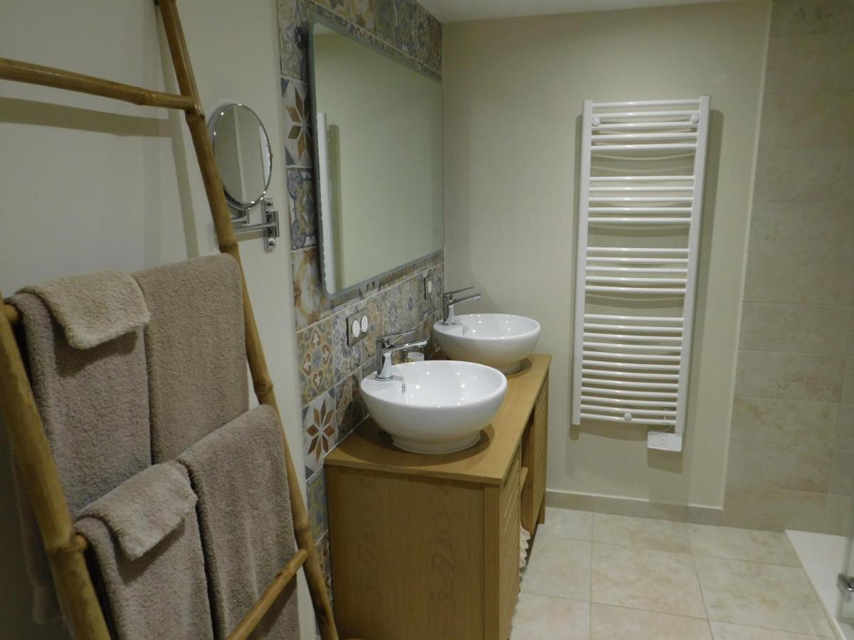 Les Jarrieres Bed & Breakfast Dame-Marie-les-Bois Dış mekan fotoğraf
